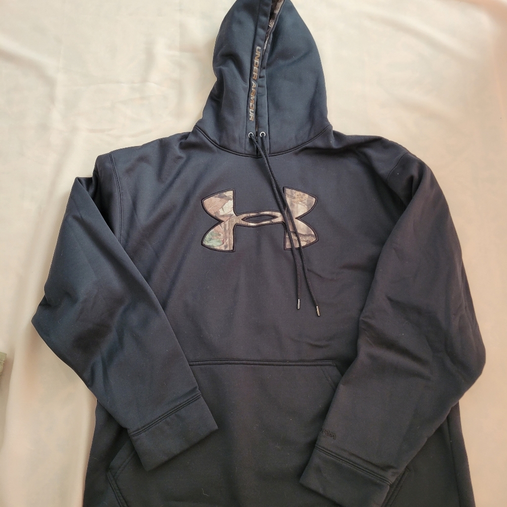 Men's under armour hoodie